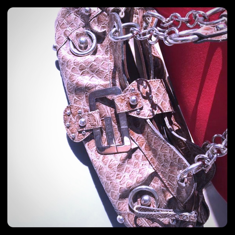 Authentic Guess Purse.